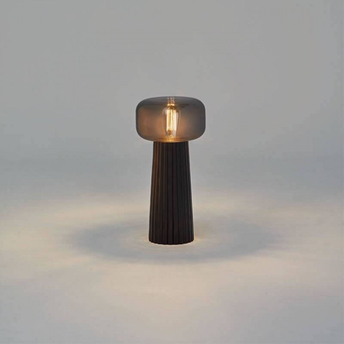 LAMPADA DA TAVOLO FARO MANTRA E27 BIANCO O NERO